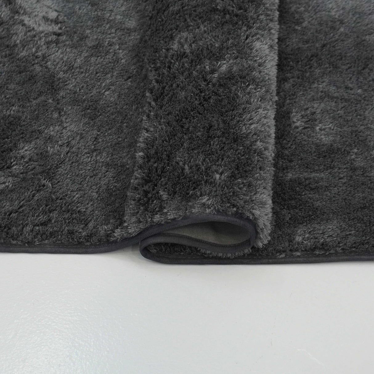 Alfombra Shaggy Gris