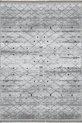 Alfombra 'Grace' sobre un fondo blanco, resaltando su diseño elegante que combina tradición y modernidad. Su paleta de colores versátil se adapta a cualquier decoración, ofreciendo distinción y calidez. Ideal para complementar y enriquecer la atmósfera de cualquier habitación con estilo y confort. Lavable en lavadora, base antideslizante, sin pelusas e hipoalergénica.