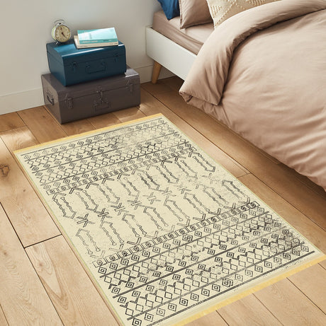 Alfombra 'Harmony' en un dormitorio, añadiendo un toque de elegancia y modernidad al espacio. Su diseño sofisticado y colores neutros complementan perfectamente la decoración minimalista o ecléctica del cuarto, realzando la atmósfera con estilo y buen gusto. Lavable en lavadora, base antideslizante, sin pelusas e hipoalergénica.